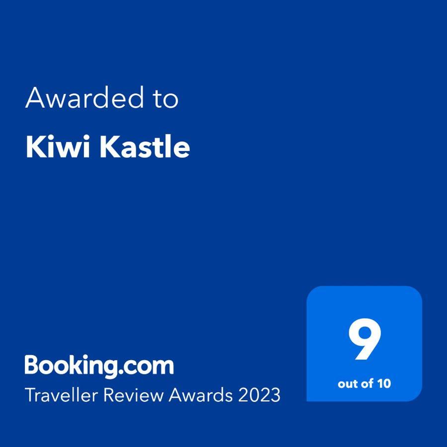 Kiwi Kastle Aparthotel Nea Fokea Exterior photo
